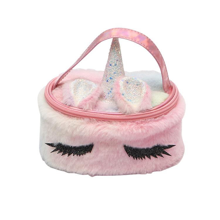 क्या कार्टून पेंसिल केस का पैटर्न बच्चों की पढ़ाई को प्रभावित करेगा?